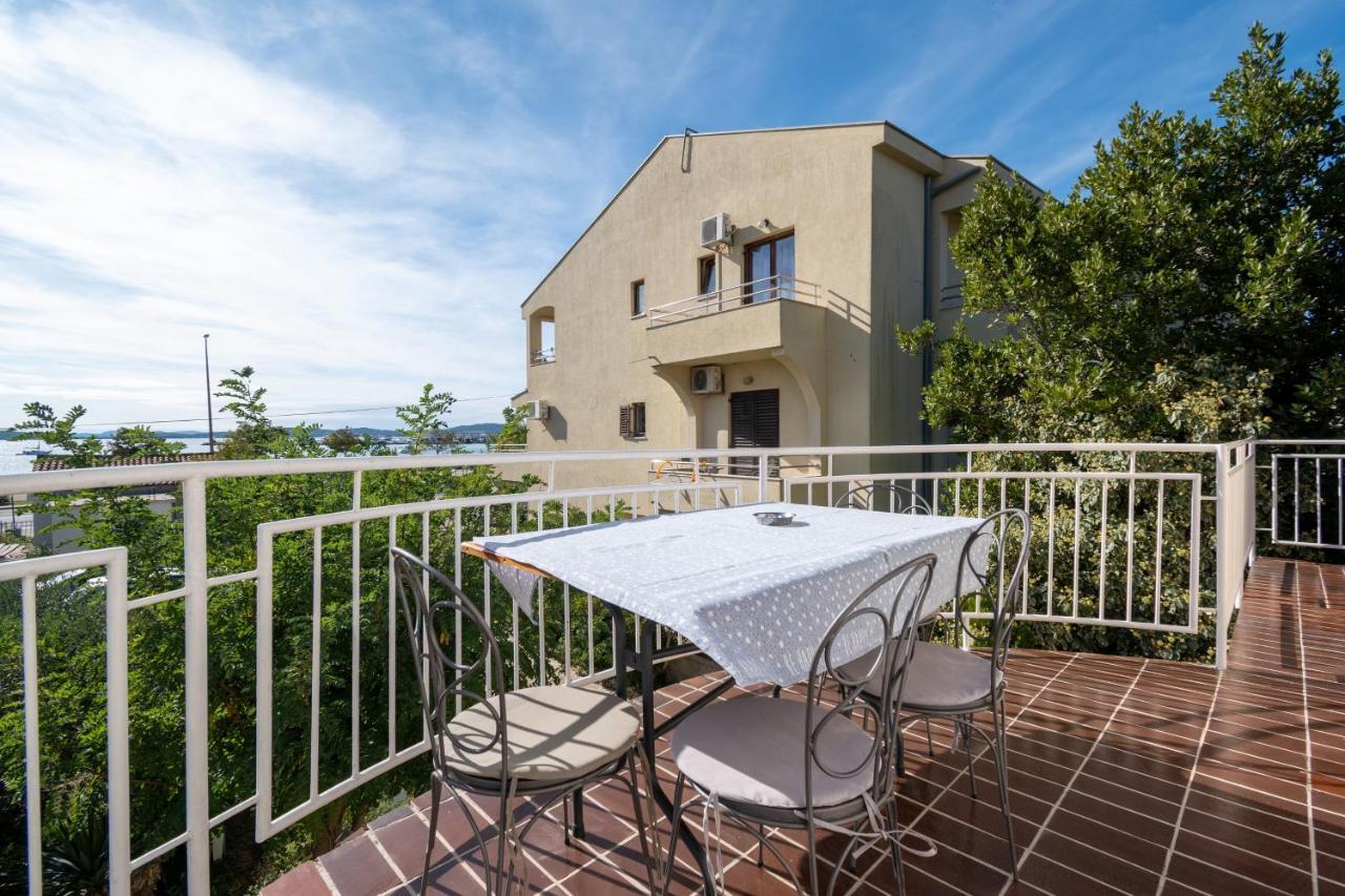 Apartments By The Sea Sukosan, Zadar - 5863 外观 照片